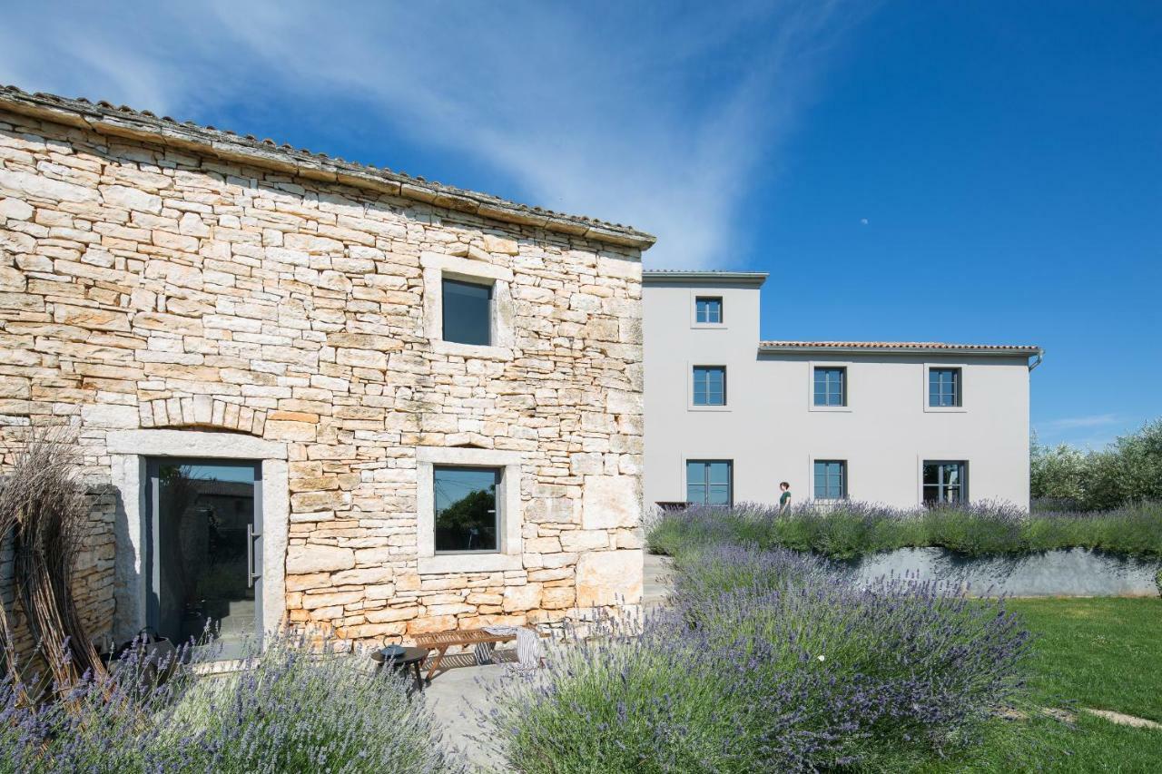 Br Villas By Rent Istria Radetići Exterior foto